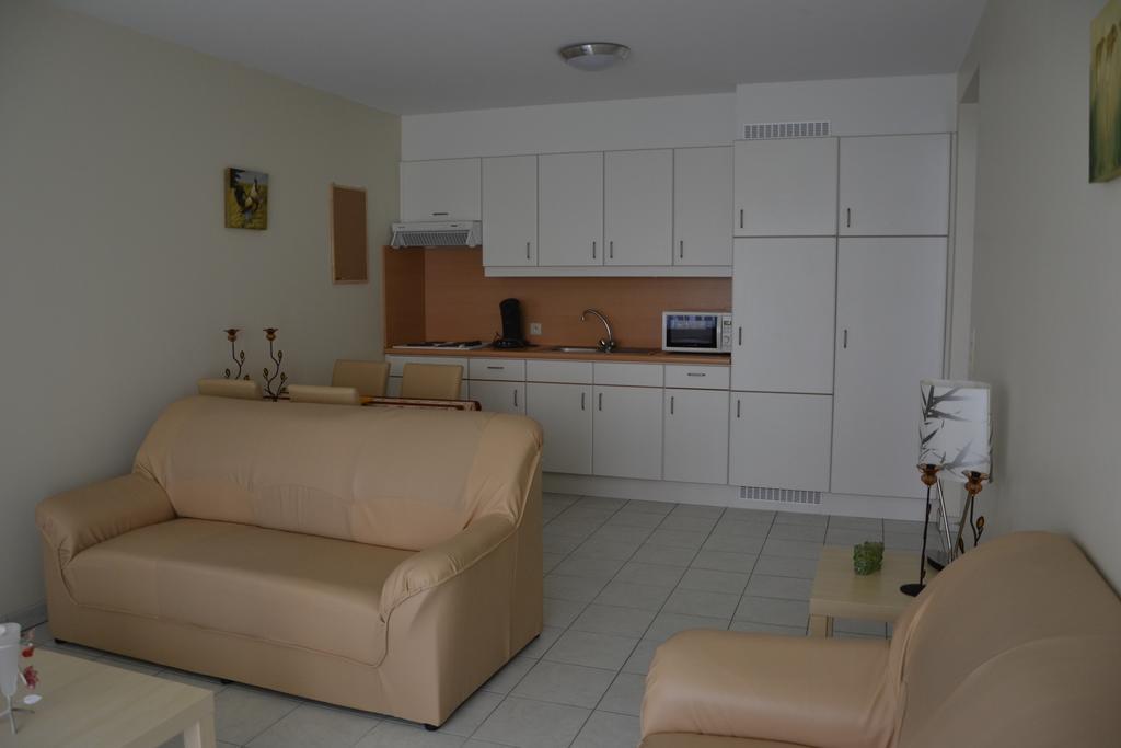 Lindehof Serviced Flats Zoersel Zimmer foto