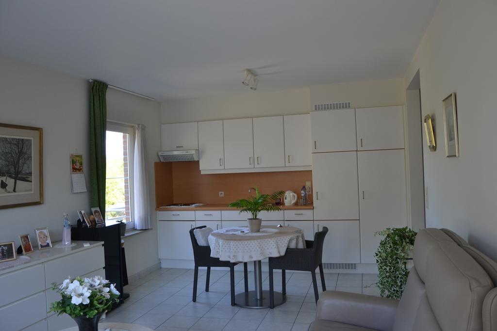 Lindehof Serviced Flats Zoersel Zimmer foto